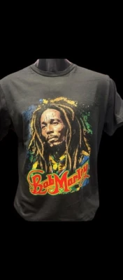 REMERA - BOB MARLEY - HOMBRE - NEGRO