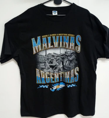 REMERA - MALVINAS HONOR Y GLORIA  - HOMBRE - NEGRO