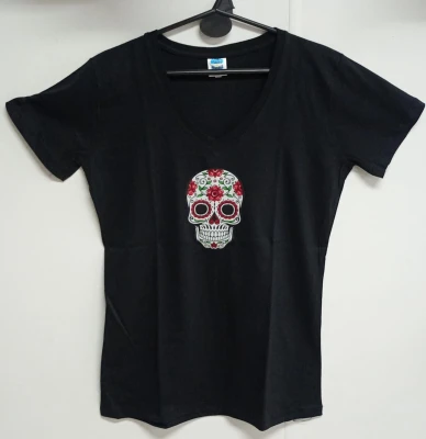 REMERA - CALAVERA MANDALA - MUJER - NEGRO