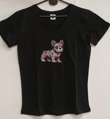 REMERA - PERRO MANDALA - MUJER - NEGRO
