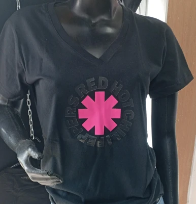 REMERA - RED HOT CHILI PEPPERS MUJER - MUJER - NEGRO