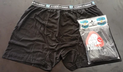 BOXER BEBE A BORDO-HOMBRE-NEGRO