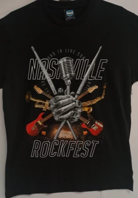 REMERA - ROCK FEST - HOMBRE - NEGRO