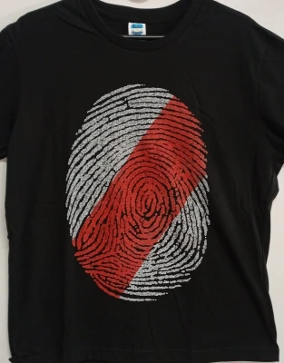 REMERA - HUELLA RIVER - HOMBRE - NEGRO