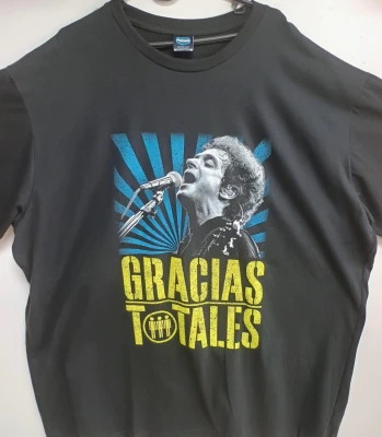 REMERA -CERATI GRACIAS TOTALES- HOMBRE - NEGRO