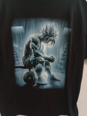 REMERA - GOKU CELESTE - HOMBRE - NEGRO