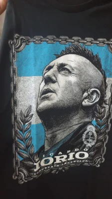 REMERA - IORIO INDUSTRIA ARGENTINA - HOMBRE - NEGRO