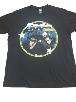 REMERA - SODA STEREO - HOMBRE - NEGRO