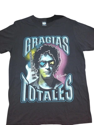 REMERA - CERATI GRACIAS TOTALES COLOR- HOMBRE - NEGRO