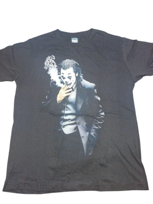 REMERA - JOKER HAHA - HOMBRE - NEGRO
