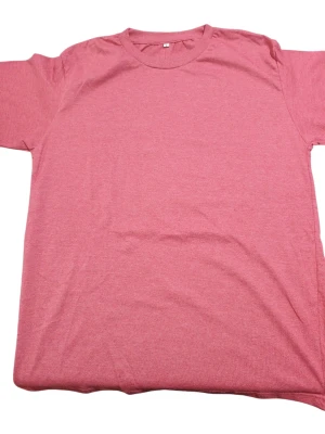 REMERA - LISA - HOMBRE - BORDO
